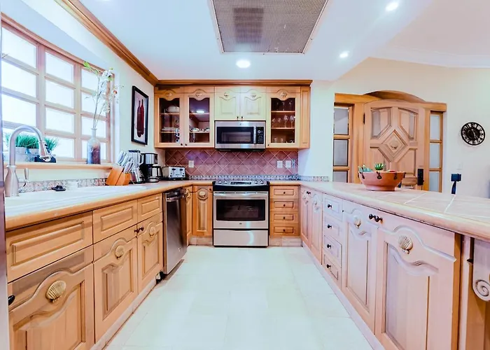 Cabo Oceanfront Luxury With Amenities